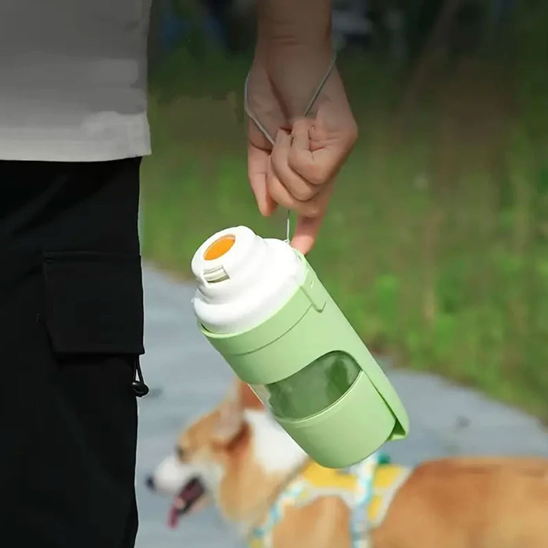 Botella 2 en 1 para Mascotas – Agua y Comida en tus Paseos